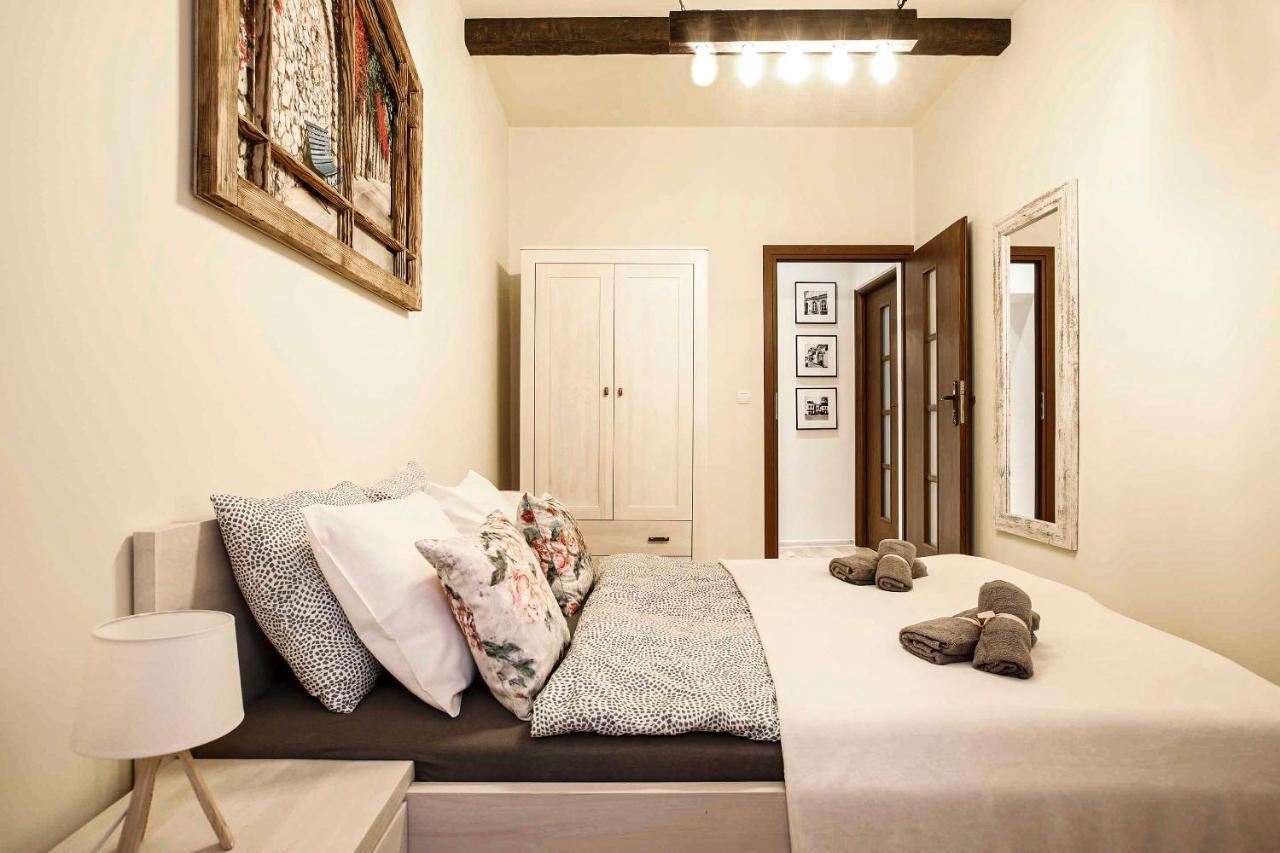 2-Room Apartment With Kitchen, Heart Of Cracow Old Town Krasków Eksteriør bilde